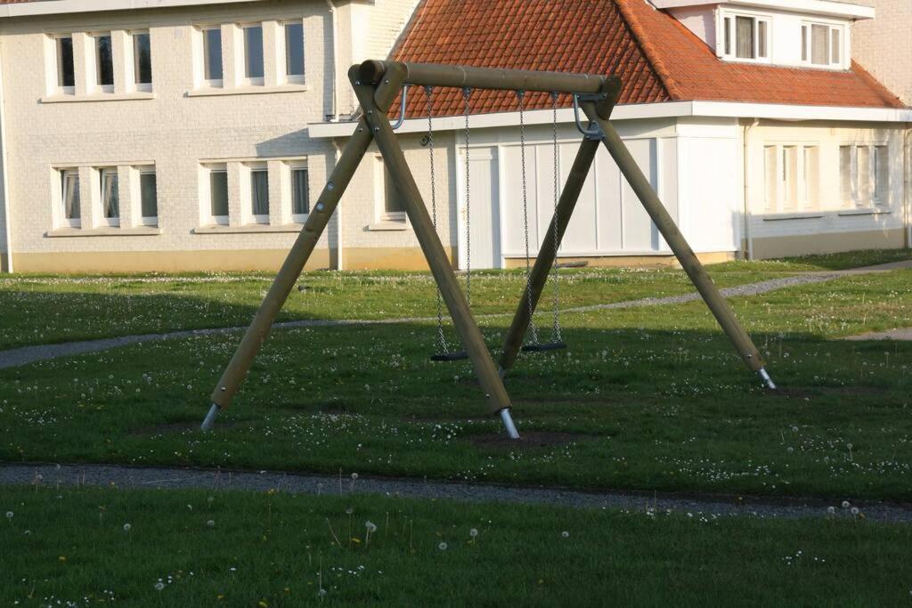 Joli Appart A Louer A La Mer Belge De Haan Exterior foto